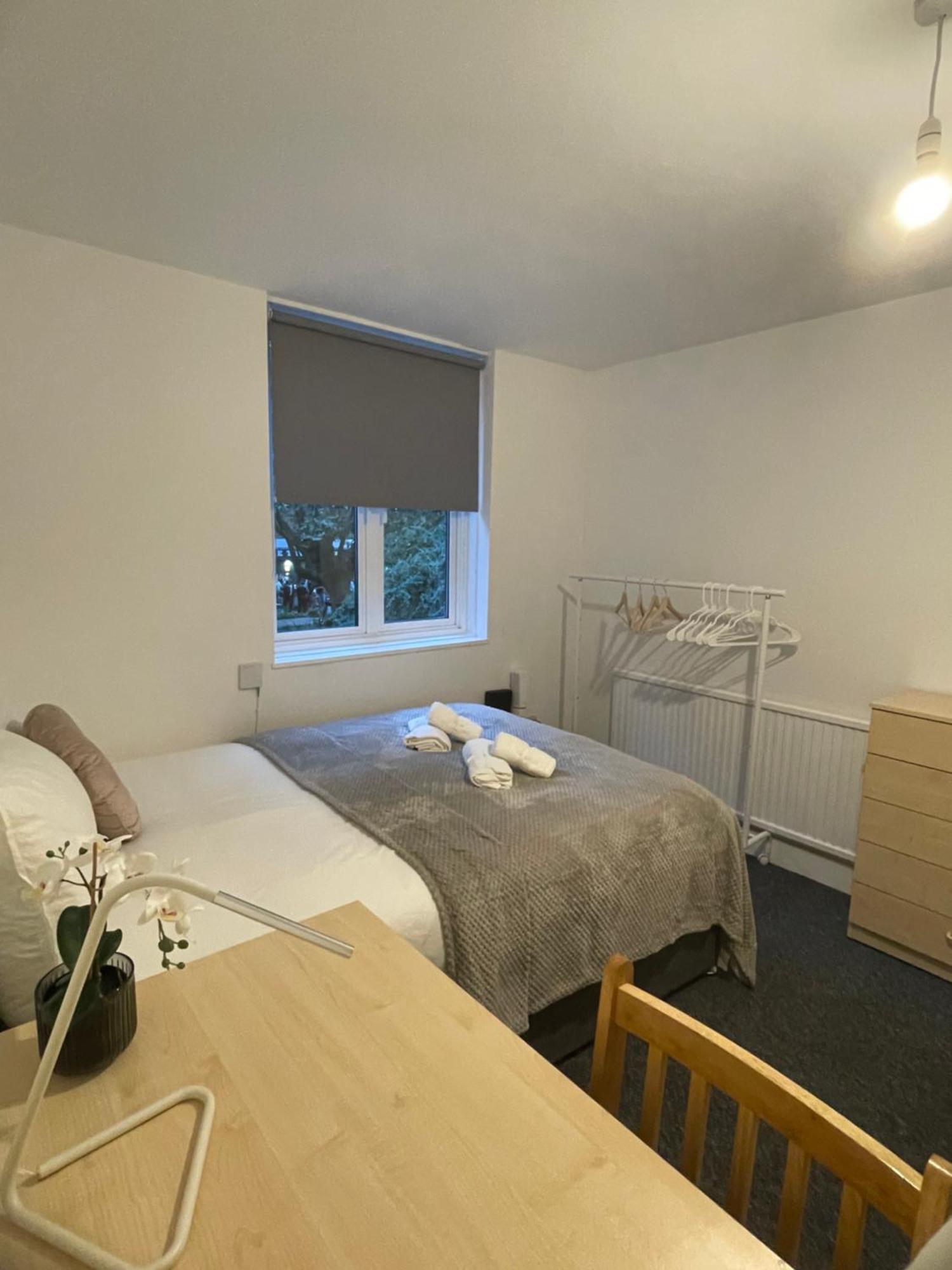 Lovely Triple And Quadruple Rooms In Euston & Square In Central London Exteriör bild