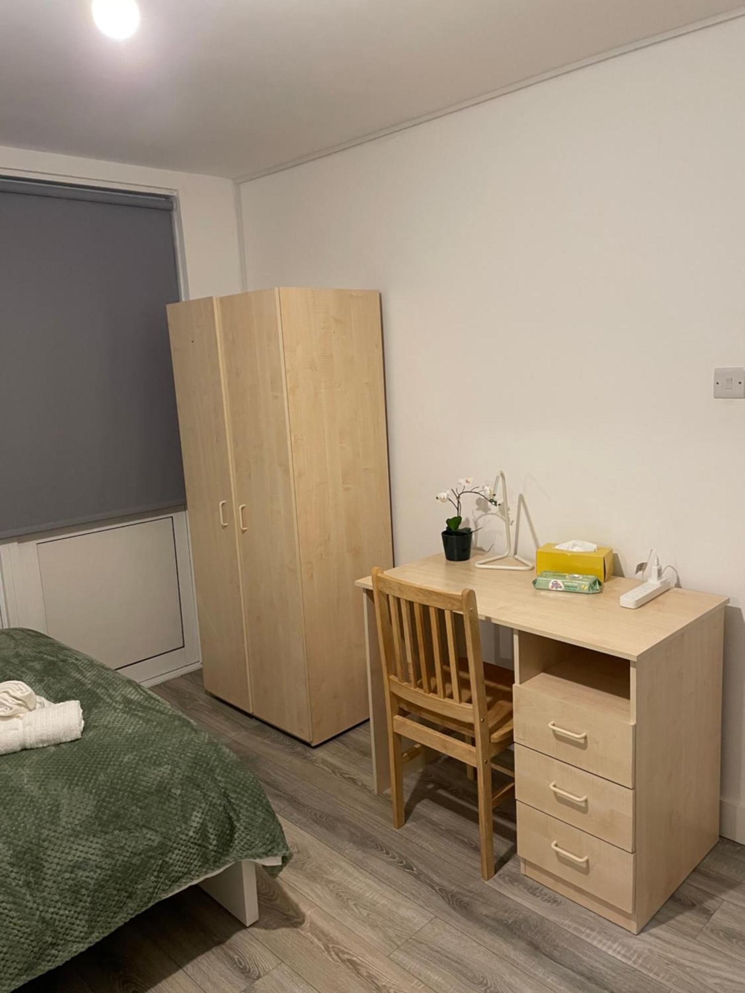 Lovely Triple And Quadruple Rooms In Euston & Square In Central London Exteriör bild